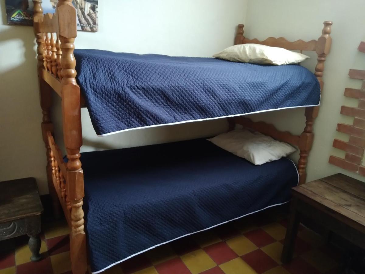Hotel Acatenango Inn أنتيغوا غواتيمالا المظهر الخارجي الصورة